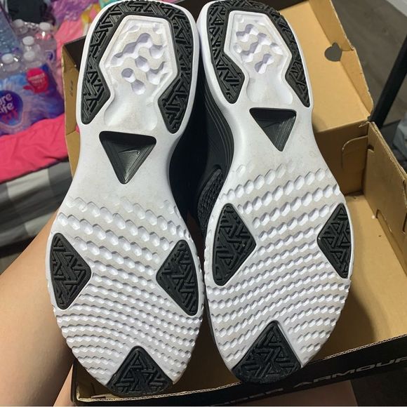 Nike Skin Black & White Training Nike Renew size US 8 CD0200 002 running shoes - Picture 3 of 9